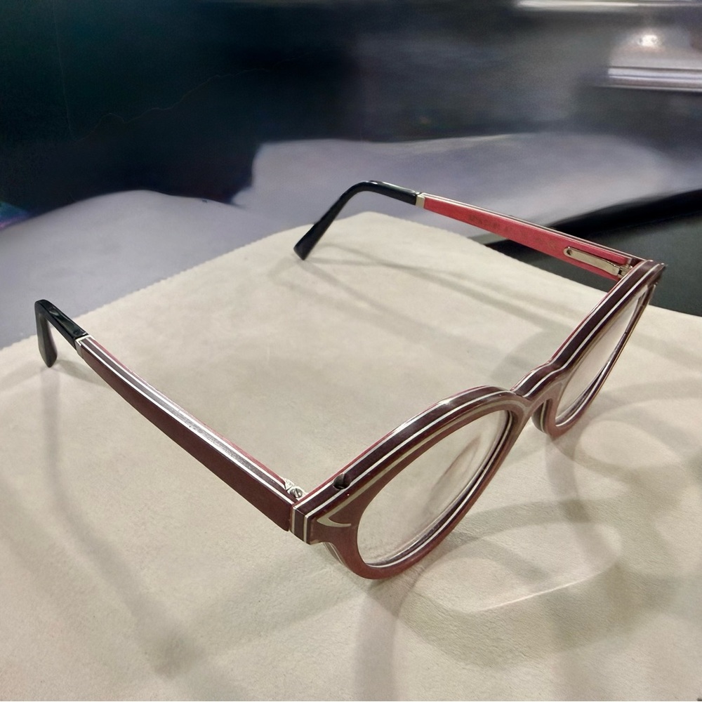 Gold & Wood Luxury Crafted Women’s Burgundy Frames- Made in Luxembourg - Picture 11 of 13
